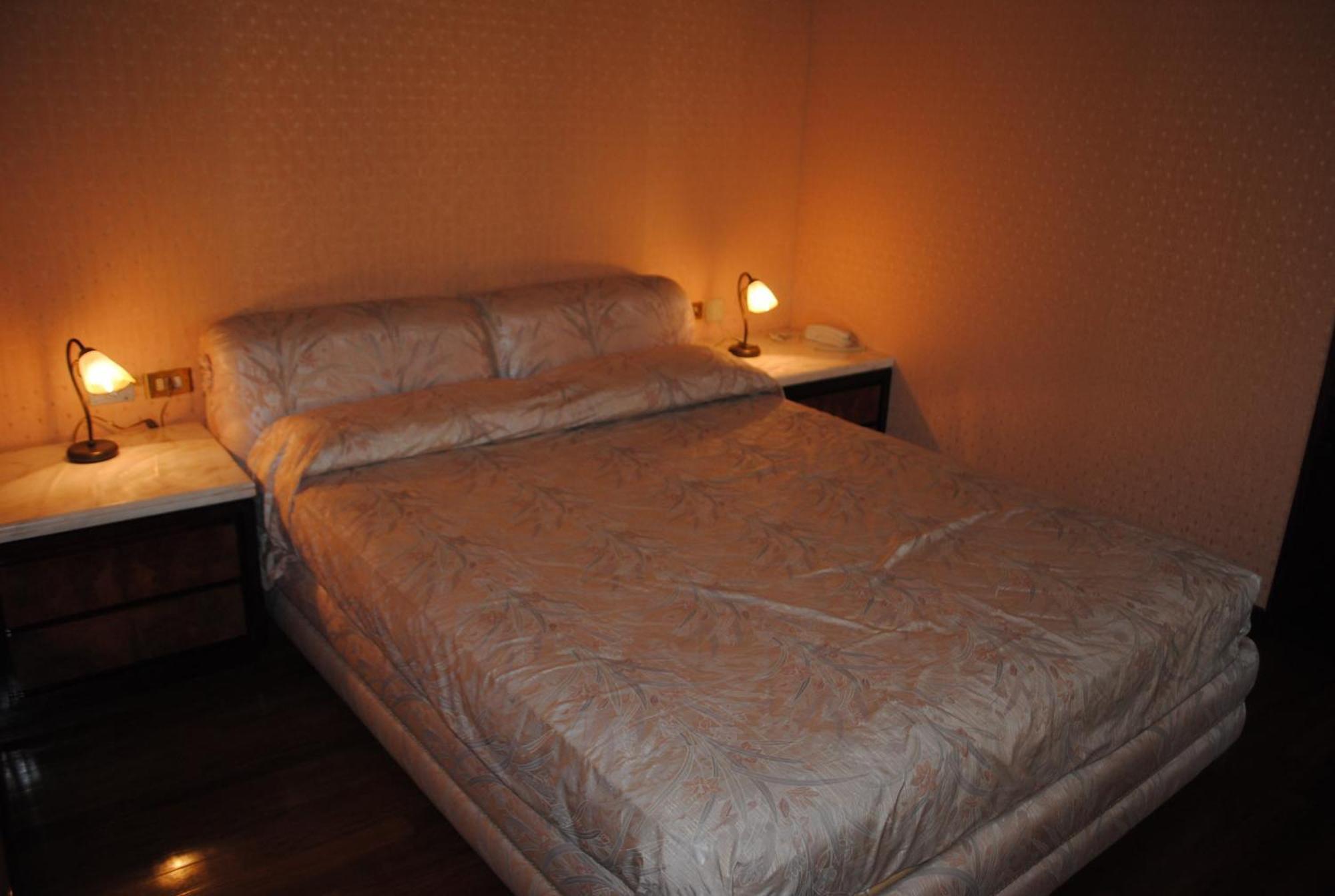 Hotel Locanda San Giacomo Agliano Terme Δωμάτιο φωτογραφία