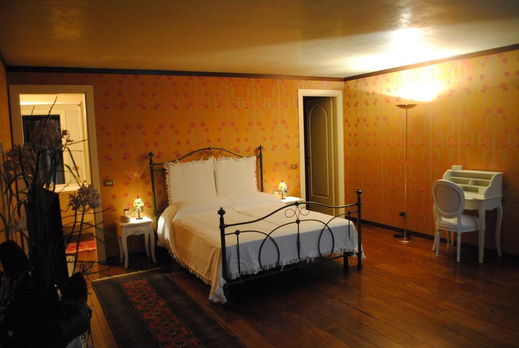 Hotel Locanda San Giacomo Agliano Terme Δωμάτιο φωτογραφία
